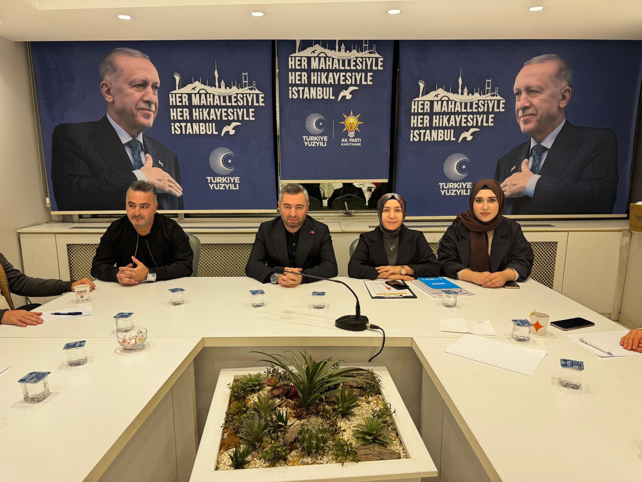 SEKRETERYA BİRİM BAŞKANLARI TOPLANTISI